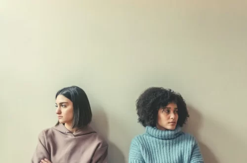 Les familles recomposées sont un terrain fertile pour les rivalités féminines