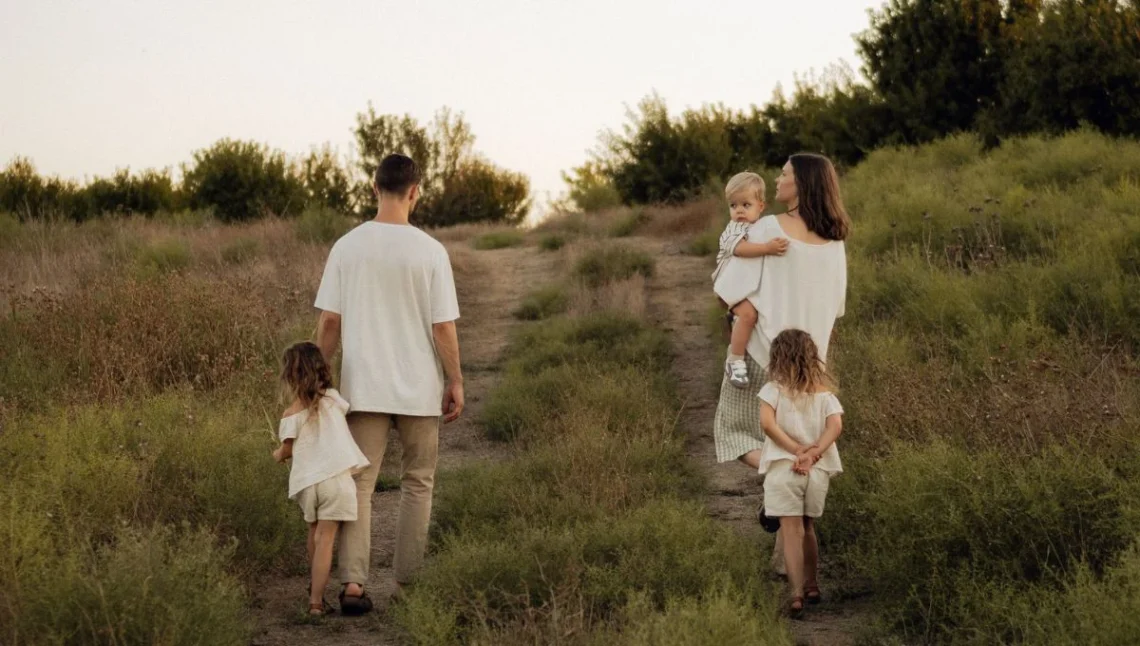 Belles-mères, beaux-pères : pourquoi leur expérience de la famille recomposée est si différente